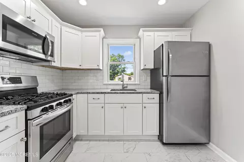 20 E 6th St, Howell, NJ 07731 photo 3