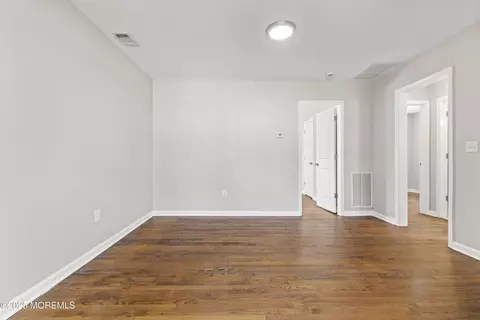 20 E 6th St, Howell, NJ 07731 photo 7