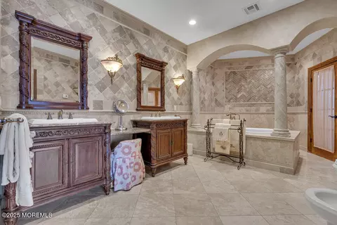 Bath - 13 Riverview Dr, Brick, NJ 08723 photo 2 of 7