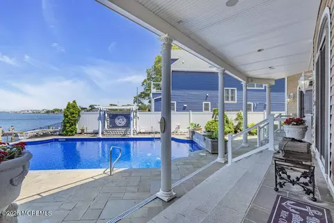 Exterior - 13 Riverview Dr, Brick, NJ 08723 photo 6 of 14