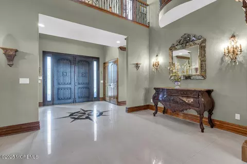 Entry Way - 13 Riverview Dr, Brick, NJ 08723 photo 1 of 6