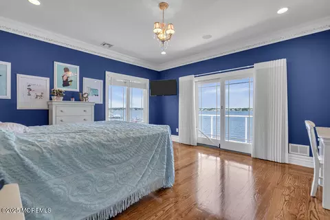 Bedroom - 13 Riverview Dr, Brick, NJ 08723 photo 5 of 5