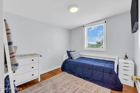 Bedroom - 604 Anglesea Ave, Ocean Gate, NJ 08740 photo 1 of 6