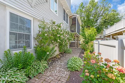 Exterior - 604 Anglesea Ave, Ocean Gate, NJ 08740 photo 7 of 7