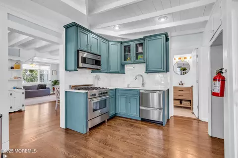 Kitchen - 604 Anglesea Ave, Ocean Gate, NJ 08740 photo 1 of 3
