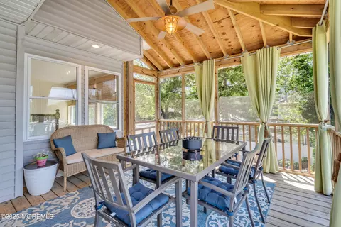 Exterior - 604 Anglesea Ave, Ocean Gate, NJ 08740 photo 3 of 7
