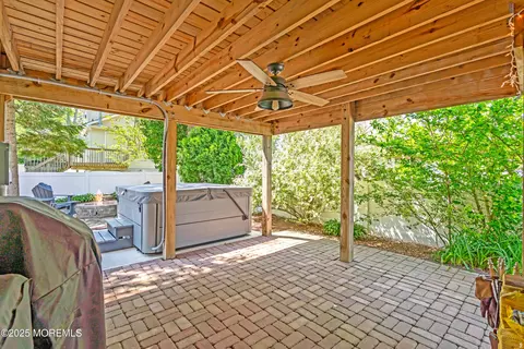 Exterior - 604 Anglesea Ave, Ocean Gate, NJ 08740 photo 6 of 7
