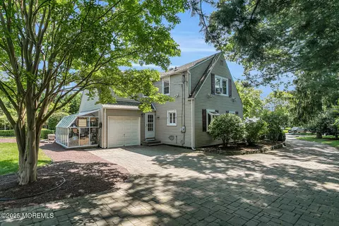 Exterior - 14 Robin Rd, Rumson, NJ 07760 photo 6 of 6