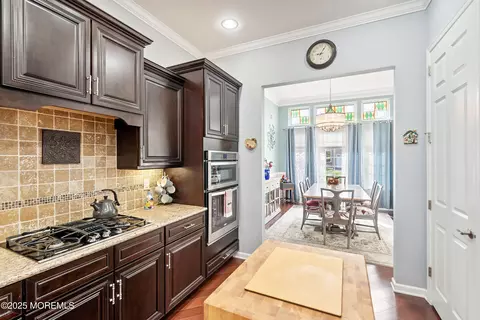Kitchen - 100 Arborridge Dr, Forked River, NJ 08731 photo 4 of 7