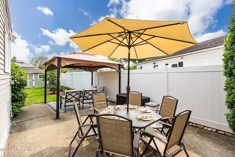 5 E Jack St, Hazlet, NJ 07730 photo 17
