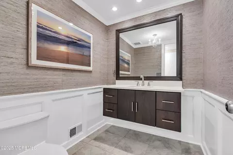 Bath - 635 Winding River Rd, Brick, NJ 08724 photo 1 of 6