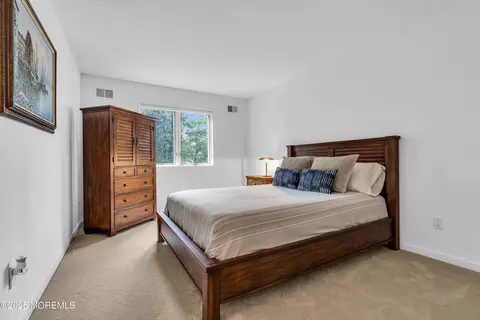 Bedroom - 635 Winding River Rd, Brick, NJ 08724 photo 5 of 5