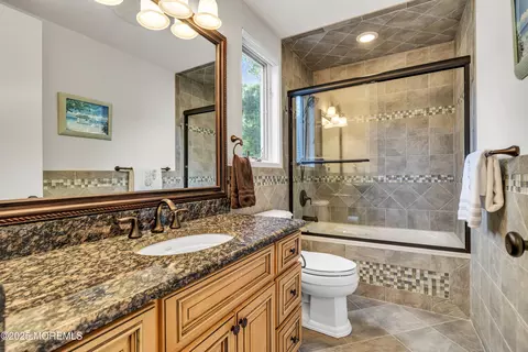Bath - 635 Winding River Rd, Brick, NJ 08724 photo 6 of 6
