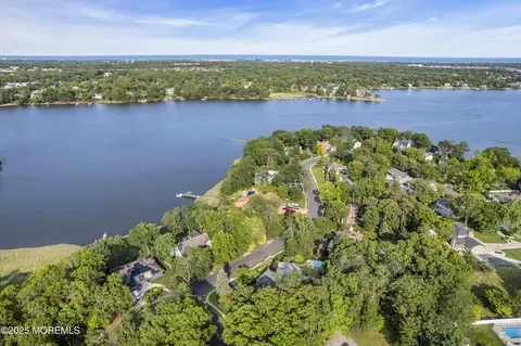 View/Area - 635 Winding River Rd, Brick, NJ 08724 photo 8 of 11