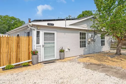882 Radio Rd, Little Egg Harbor, NJ 08087