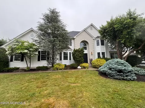 10 English Path, Freehold, NJ 07728