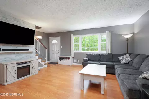 1184 Rachel Ct, Brick, NJ 08724