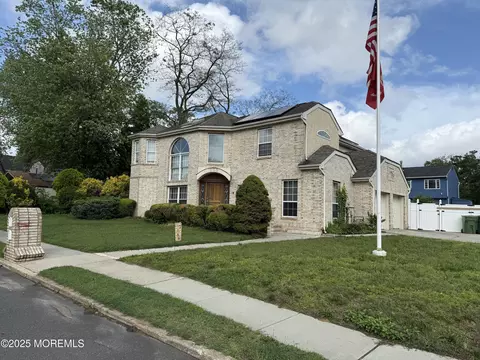 300 Allenhurst Ave, Neptune City, NJ 07753