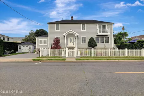 206 Chicago Ave, Point Pleasant Beach, NJ 08742