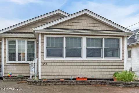 563 Trout Ave, Manasquan, NJ 08736