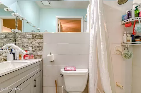 48 Brookside Ave, Old Bridge, NJ 08857 photo 18
