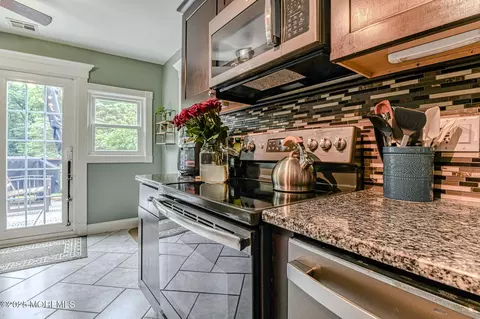 48 Brookside Ave, Old Bridge, NJ 08857 photo 14