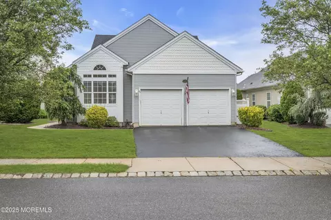 57 Halsted Dr, Manchester, NJ 08759