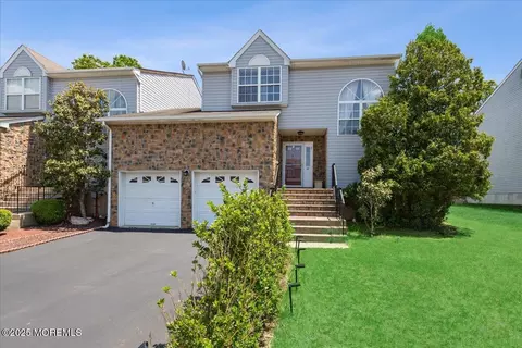 49 Barn Swallow Blvd, Marlboro, NJ 07746