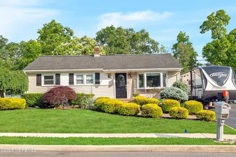 5 Robert Ave, Howell, NJ 07731