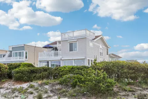 12 Essex Ave # A, Harvey Cedars, NJ 08008