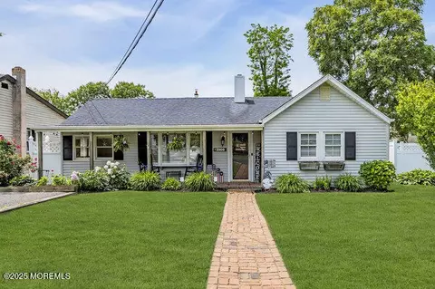2909 Arthur St, Wall, NJ 07719