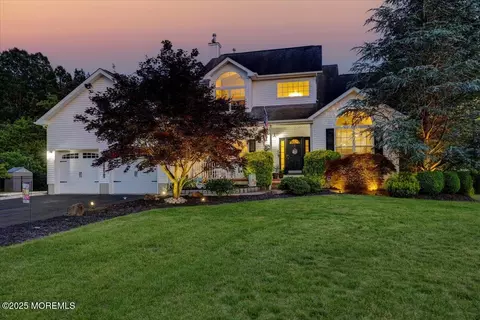 3 Kindling Way, Jackson, NJ 08527