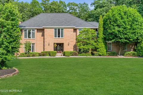 10 Cheryl Ln, Millstone, NJ 08510