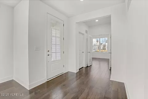 169 Woolley Ct, Oakhurst, NJ 07755