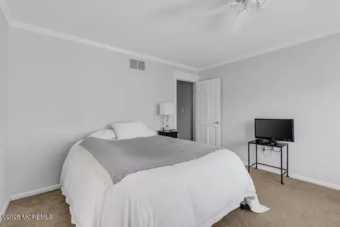 65 E River Rd #28, Rumson, NJ 07760 photo 32