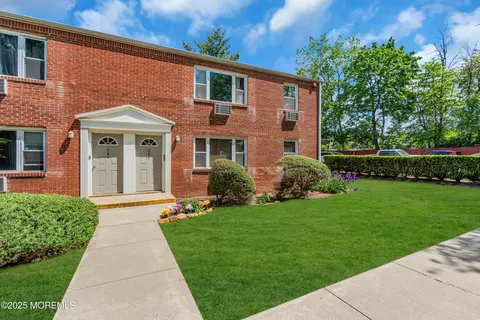 66 Fox Rd #10A, Edison, NJ 08817