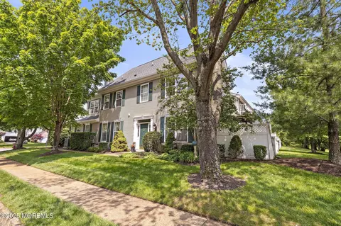 2420 Robin Way, Manasquan, NJ 08736