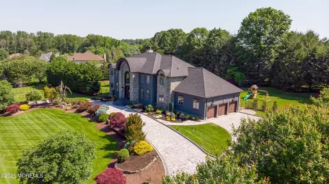 806 Turquoise Trl, Morganville, NJ 07751