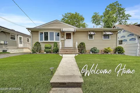 72 1st Ave, Port Reading, NJ 07064