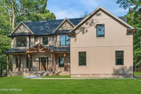 379 Buckalew Rd, Freehold, NJ 07728