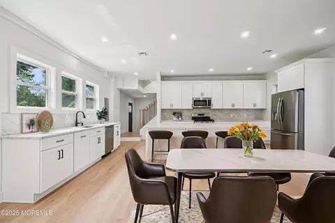 24 Tuers Pl, Montclair, NJ 07043