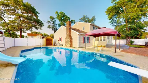 933 Chelsea St, Forked River, NJ 08731