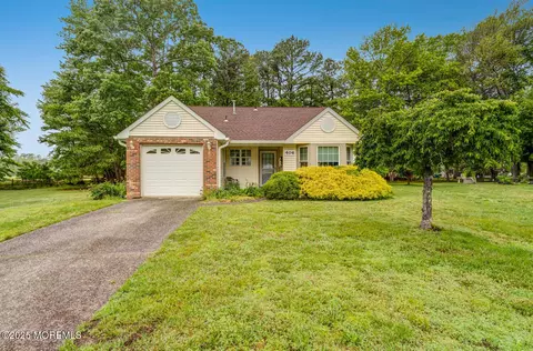 406 Betsy Ross Ln, Little Egg Harbor, NJ 08087