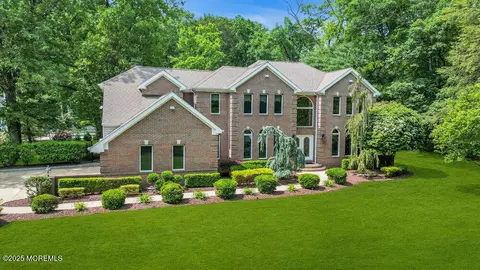203 Stone Hill Rd, Freehold, NJ 07728