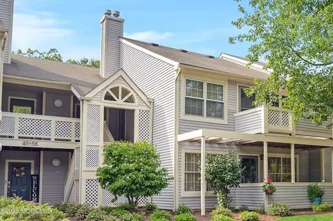 54 Chinkaberry Ct, Howell, NJ 07731