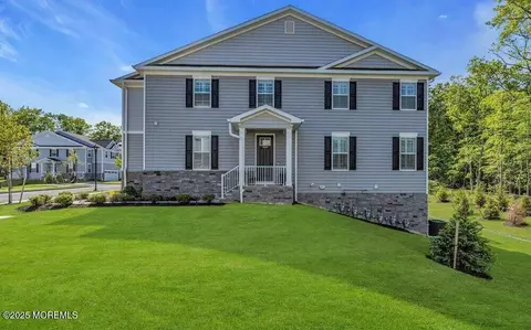 3434 Glen Oaks Ln, Wall, NJ 07719