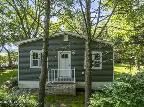 23 Bittner Rd, Millstone, NJ 08535