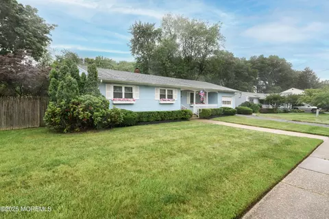 4 Rhodes Ter, Neptune City, NJ 07753