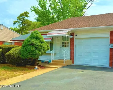 7 Potomac Ln #A, Whiting, NJ 08759