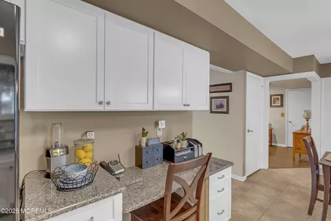 32 Kiwi Loop, Howell, NJ 07731 photo 13